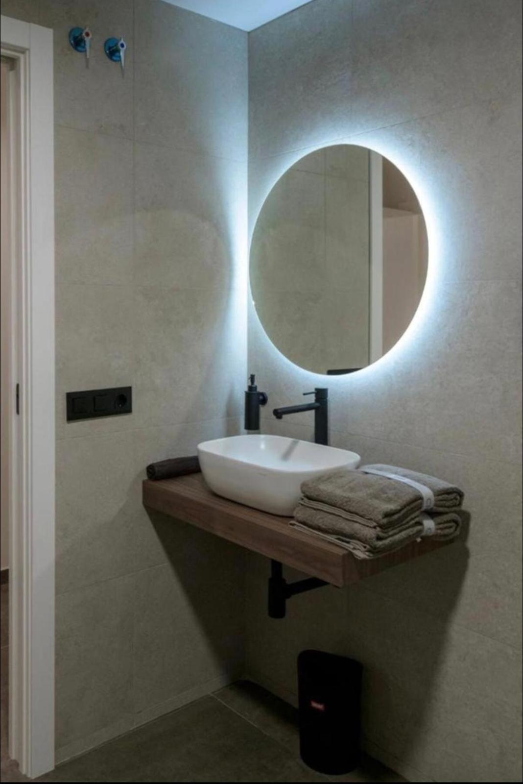 Centrico Apartamento 6 Personas Valenza Esterno foto