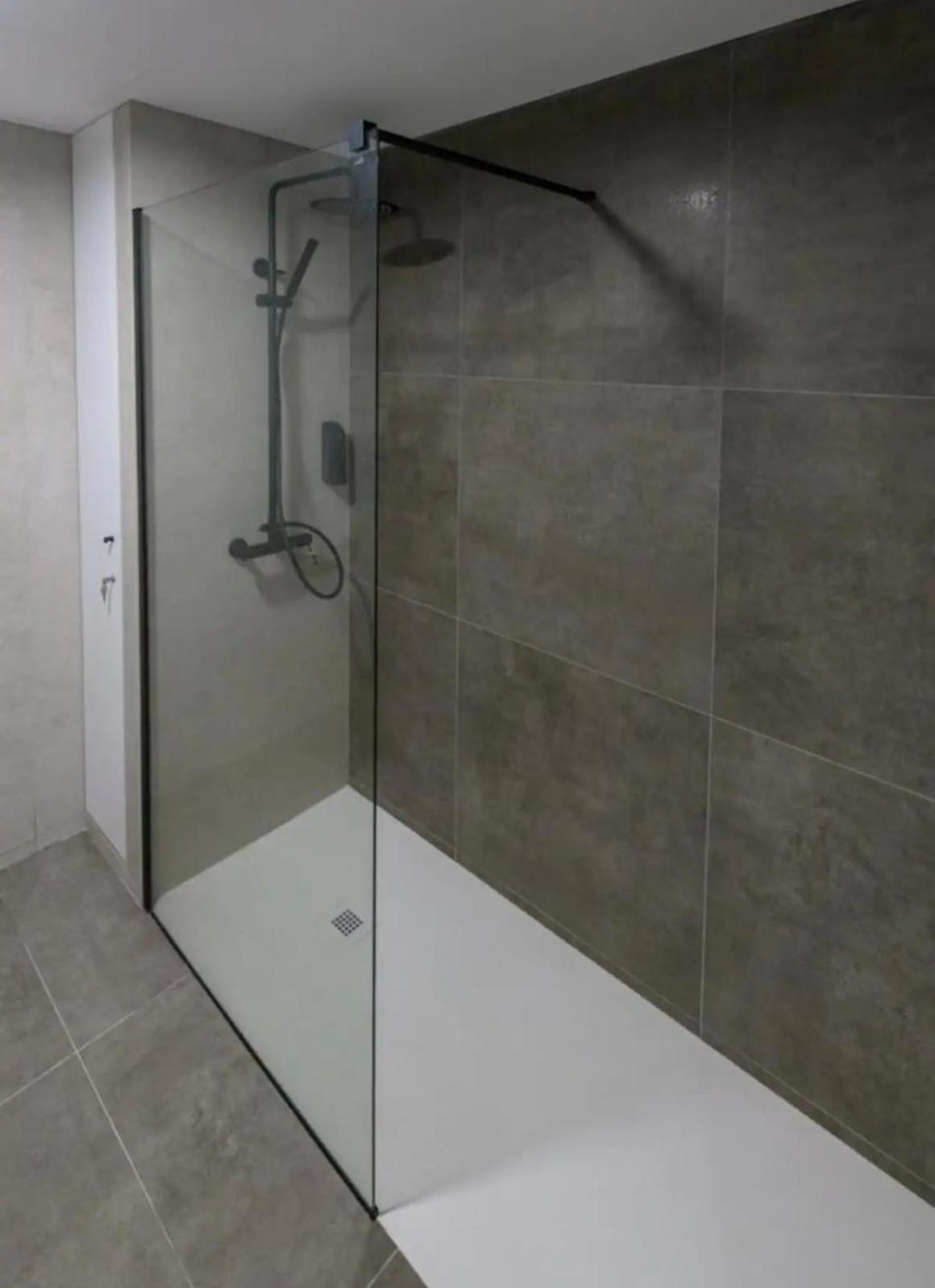 Centrico Apartamento 6 Personas Valenza Esterno foto